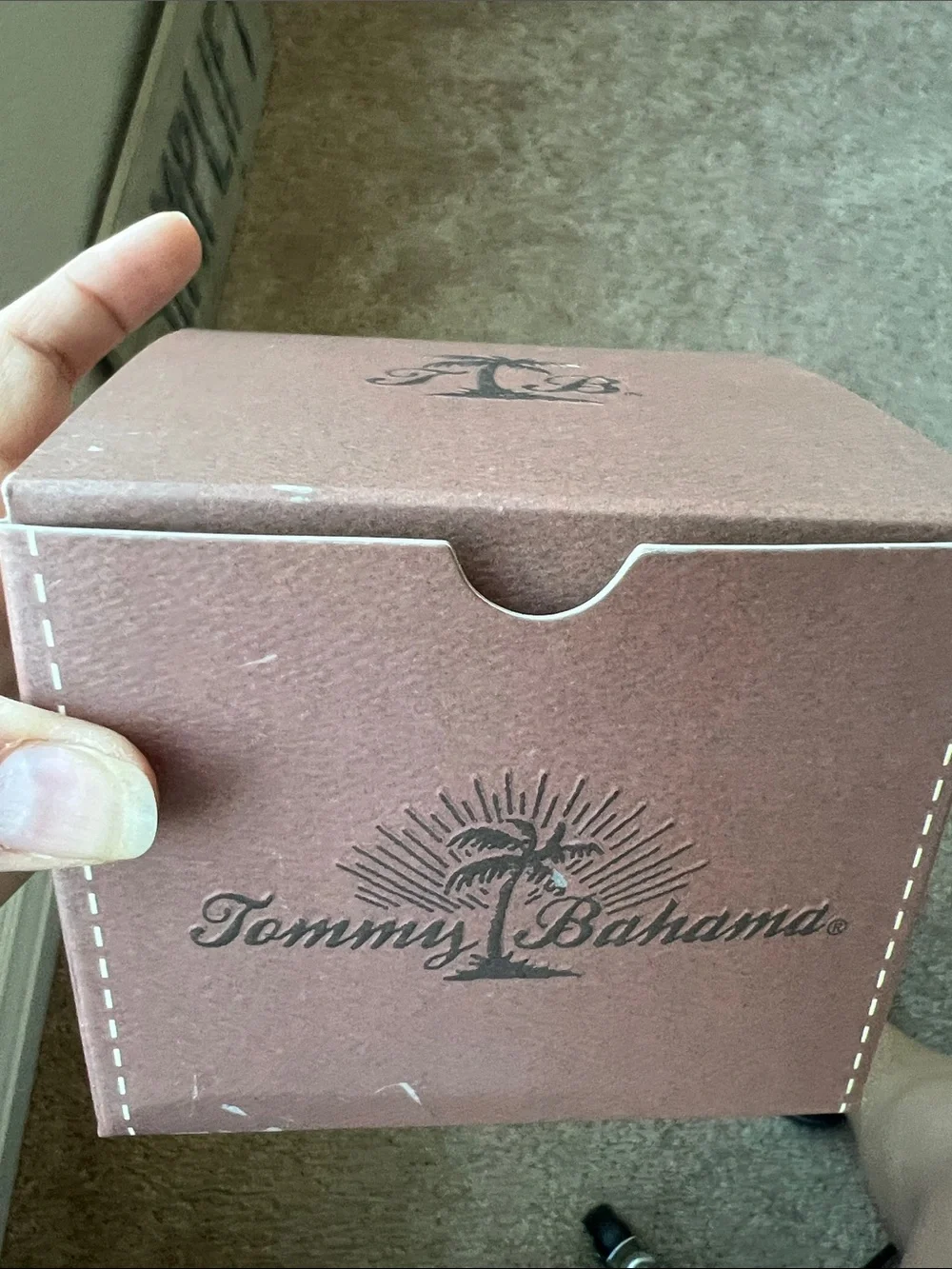 Tommy Bahama good used